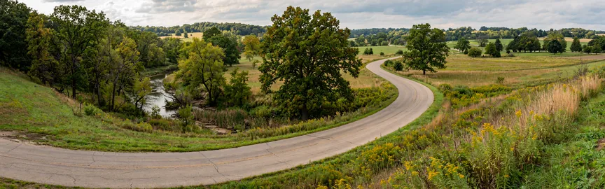 Exploring Road Trips from Brookfield, IL: From Scenic Drives to Charming Towns
